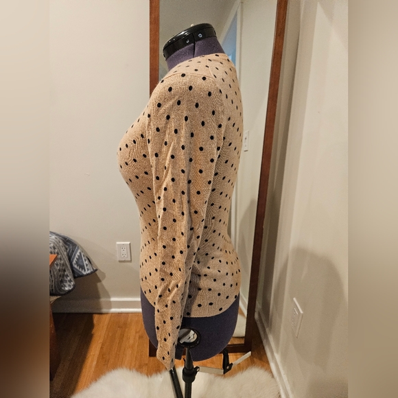 Lord & Taylor 100 percent cashmere sweater - Picture 5 of 5